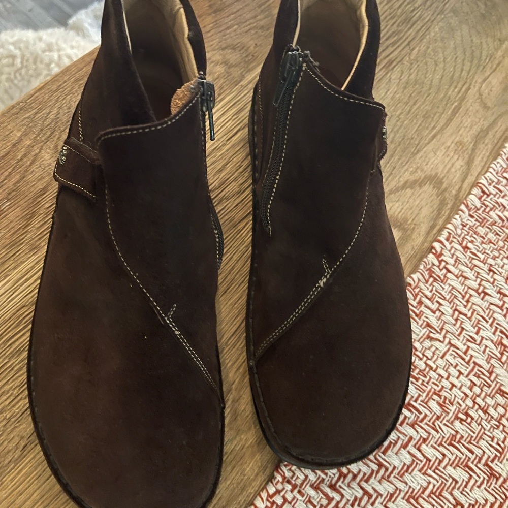 Finn Comfort Suede Boots 8.5 EU 39
